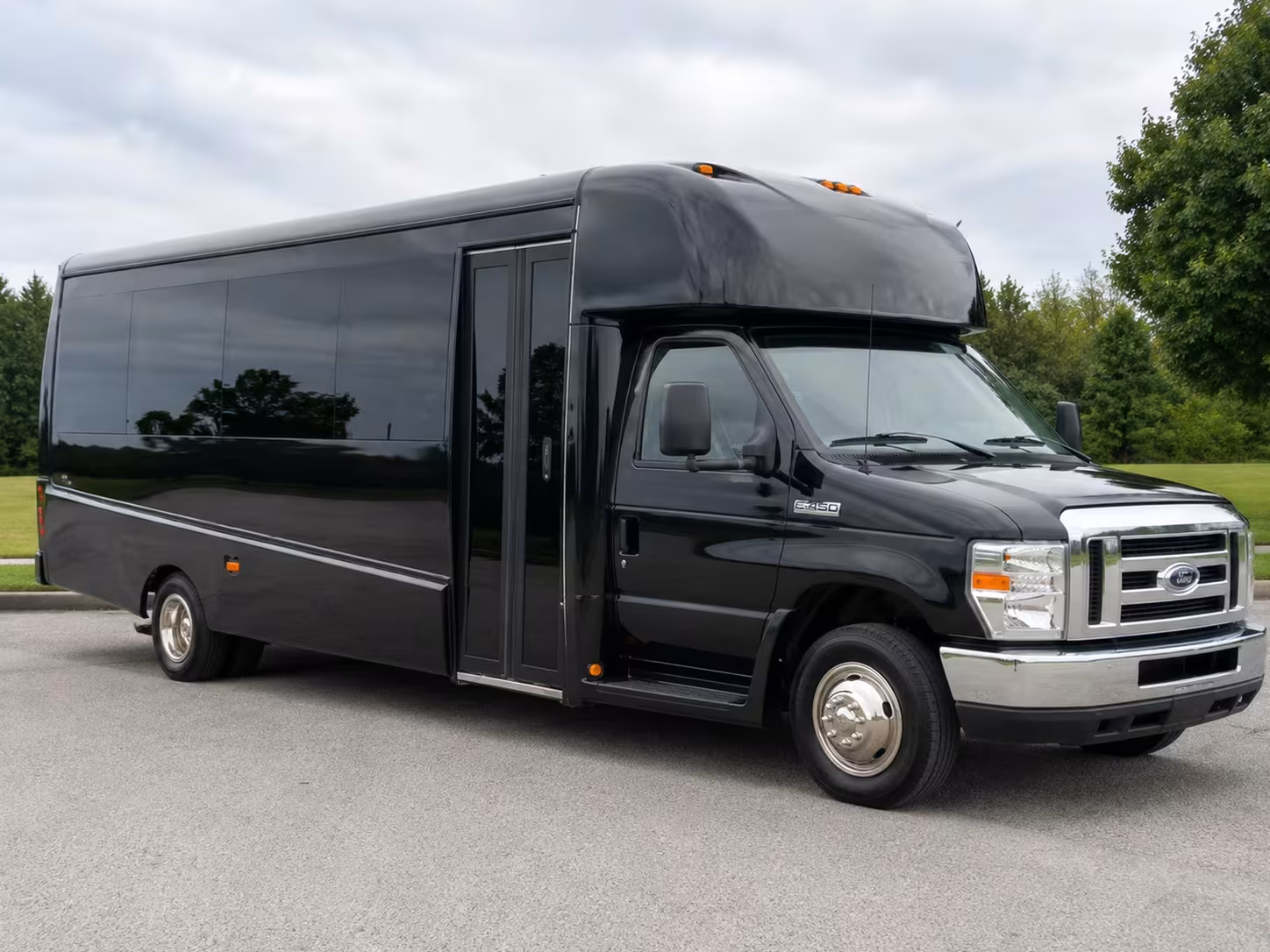 youth travel team minibus rentals in san marcos