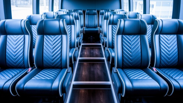 san marcos 20 passenger minibus rental