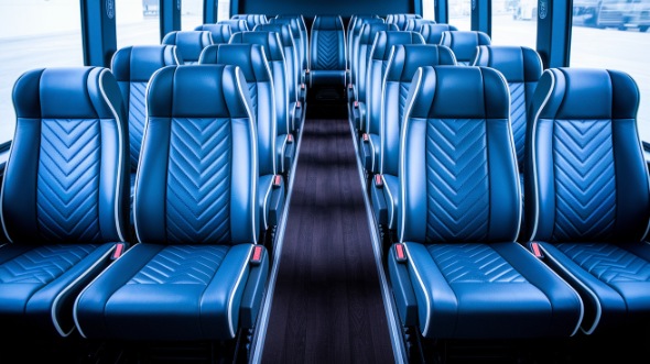 san marcos 28 passenger minibus rental